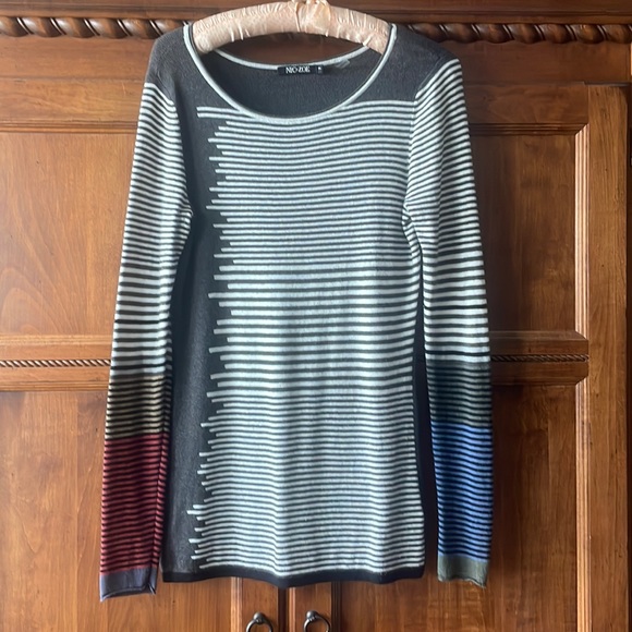 VGUC NIC & ZOE sweater - Picture 1 of 5